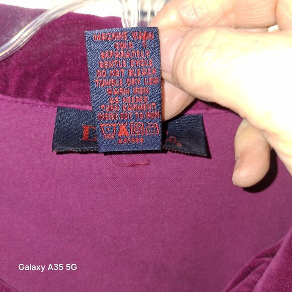 Y2K Denim & Co. Womens 2X Button-Down Velvet Long Sleeve Shirt Fuchsia - Picture 5 of 5